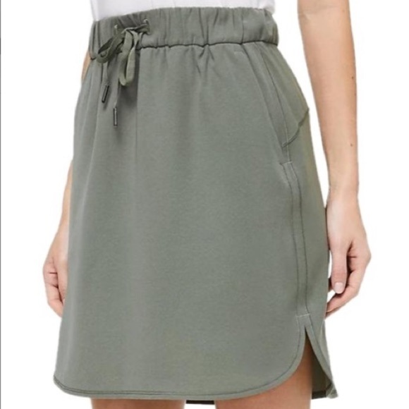 Lululemon Athletica Green On The Fly Woven Skirt size 4 olive green skirt​​ - Picture 9 of 10